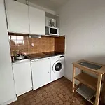 Appartement En Bord De Mer Pour 4 Pers., Parking Prive, Proche Commerces, Plage Sans Route A Traverser - Fr-1-81-374