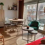 Bright Apartment Near The Sea