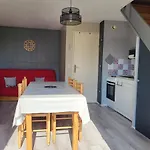 Duplex En Front De Mer Avec Balcon A Merville-Franceville-Plage - Fr-1-465-99