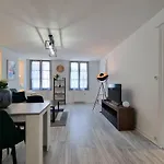 Le 77 De Satie - City Center Apartment 3P Capacity