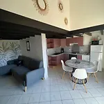 Charmante Maison Bien Equipee, De Bord De Mer