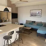 Duplex Avec Terrasse A Deux Pas Du Vieux Port