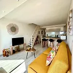 Duplex Cosy Avec Vue Mer
