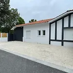 Maison A Biscarrosse Avec Piscine Et Jacuzzi