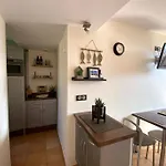 Coquet 2 Pieces Au Centre De Collioure