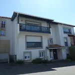 Appartement Proche De La Mer Et Du Port Pays Basque Hendaye
