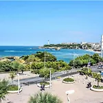 Spacieux Appart 3* A Biarritz, Proche Commerces, Plage Et Centre, Avec Wifi Et Balcon - Fr-1-3-589