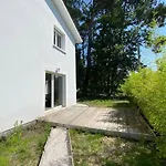 Villa Comte, Quartier Calme, Pres De La Foret.