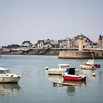 Oasis De Croix De Vie