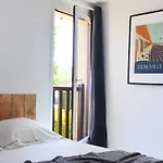 Cottage With Large Garden 15 Minutes Walk From The Beach