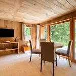 Chalet Ananda Avec Sauna, Baignoire Balneo Et Terrasse