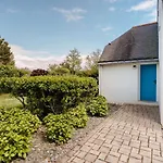 Appartement 3 Pieces A Carnac Avec Piscine Chauffee, Proche Plage Et Thalasso - 4 Pers. - Fr-1-477-230
