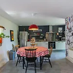 Holiday Home Belon - Tgc104 By Interhome