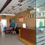 Hotel Caravan