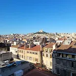 Le Panier De Papet, Central -Vx-Port-Mucem