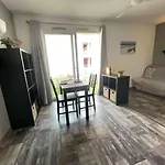 Studio Avec Balcon A La Rochelle, Plage A Proximite, Piscine Et Residence Securisee - Fr-1-246-673