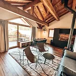 L'Aqui Sana, Appartement De Standing