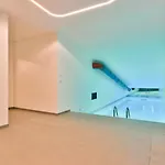 Superbe T2 Acces Salle De Sport, Piscine, Parking