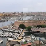 Duplex Vieux Port Appartement Complet 4 Couchages Climatise Entire Apartment 2 Beds For 4 Persons