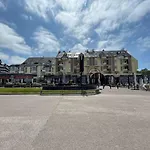 Appartement 3 Etoiles A Perros-Guirec, Plage De Trestraou, 2-4 Pers, Parking Inclus, Proche Thalasso - Fr-1-542-44