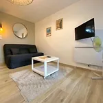 Studio Renove Avec Terrasse 100M Plage 50M Port