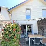 Quiet Bright Apartment In Pornichet