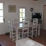 Maison De Vacances Avec Jardin, 4 Pieces, 6 Couchages, Proche Plage Et Centre-Ville, Noirmoutier - Fr-1-224B-201