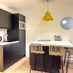 Appartement Avec Balcon Le Nid Dore - Place Morny