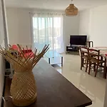 Superbe Appartement A Saint Pierre La Mer