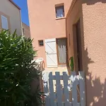 Pavillon 20M De La Plage Des Ayguades