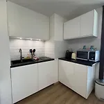 Joli Studio Avec Une Belle Vue Et Parking Gratuit