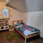Haut De Villa Avec Piscine. 7 Couchages