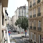 Longchamp -Bel Appartement Hyper Centre