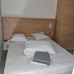 Location D'Un Mobil-Home De 35 M² Au Camping Les Sables D'Or - 4 Etoiles Avec Grand Parc Aquatique