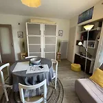 Studio Cosy Pour 3 Pers. A 100M De La Plage Avec Lave-Linge A Saint-Jean-De-Monts - Fr-1-224C-51