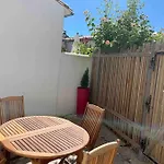 Maison De Vacances La Flotte 00491Ui