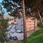 Proche Gare A 2Mn A Pied Des Plages-Restos-Marche- Tres Bel Appartt2 Renove- Vue Degagee- Residence Calme - Soleil Levant Sur Chambre Et Grand Sejour Ouvertcuisineequipee -Wifi Fibre Clim Ideal Quietplace Near Beach, Station And Centre With Beautiful