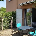 Grand Jardin, Plage, Agreable, Hote Reactif
