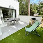 La Pinede 350M De La Plage