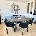 Le Designer Avec Vue