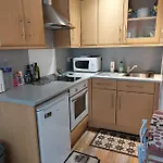 Studio Capacite 2 Personnes Quartier Corniche A Quelques Pas Des Plages Et Petit Centre Ville
