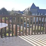Cabourg Cosy, Appartement Refait A Neuf, 5 Min A Pied De La Mer
