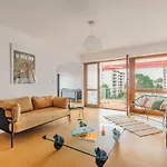 Sixties 64 2 Bedrooms Apartment With A Balcony And Parking In Biarritz