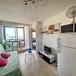 Appartement Le Barcares Avec Vue Sur Mer De Type T2 Location Arrivee A Partir De 15H Depart Maximum A 11H Location Du Samedi Au Samedi Juillet Et Aout