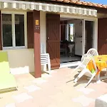 Villa 16, Port Venus Au Village Naturiste