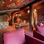 Rustic Apartment With A Fireplace And Wi-Fi In Arc 2000