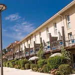 Comfortable Apartment With Balcony In The Gironde