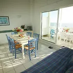 Apartment With A View On The Pool Or See Near Fort Boyard