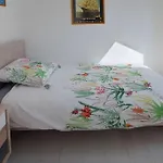 Appartement Pour 3 Personnes Sur La Plage Les Pieds Dans Leau
