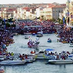 Appartement Centre Ville De Sete, Meuble, Climatise A 5 Minutes Des Plages